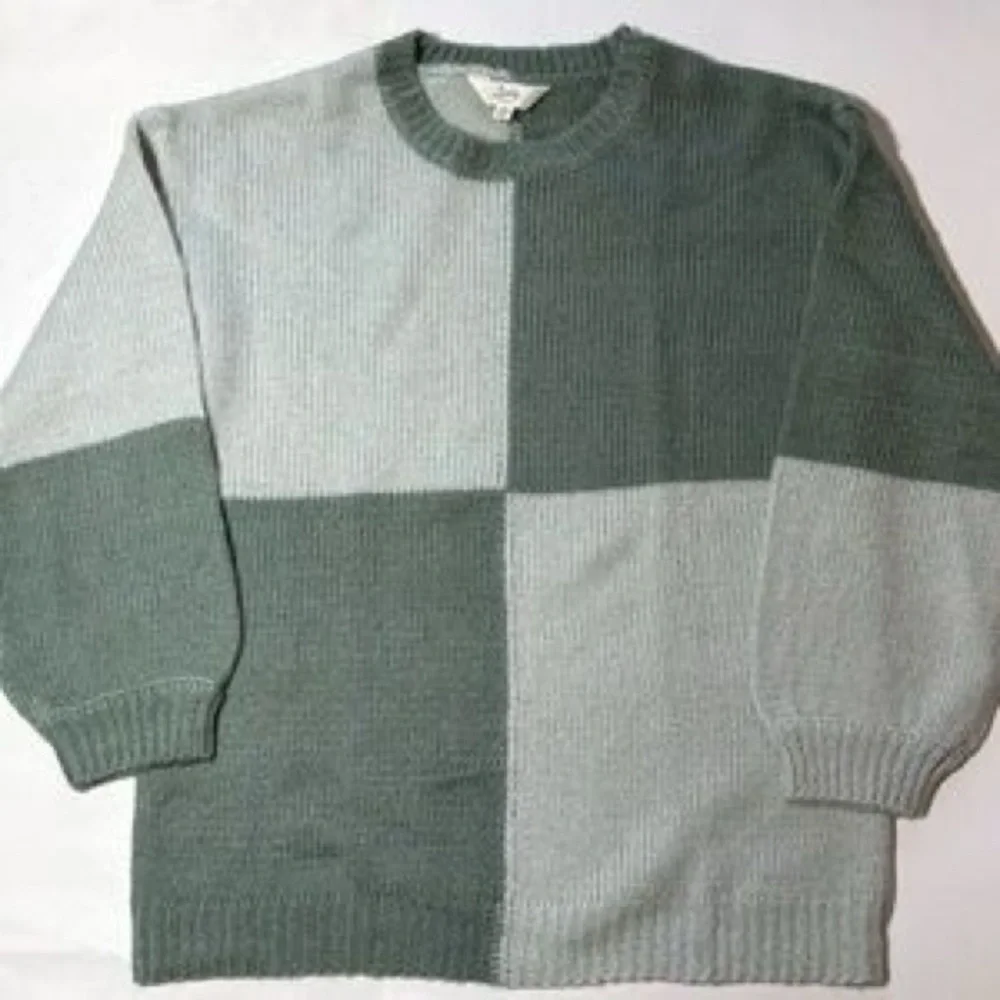 NWT ✨ Bixby Nomad Moss Sage Colorblock Crewneck Sweater